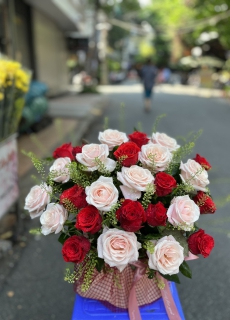 Giỏ hoa để bàn 02