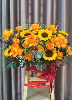 Kệ hoa chúc mừng mini