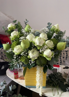 Giỏ hoa để bàn 17