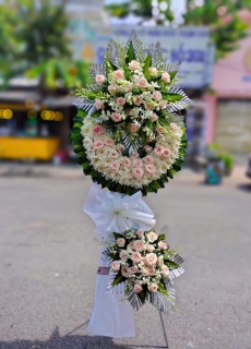 Kệ hoa chia buồn 25