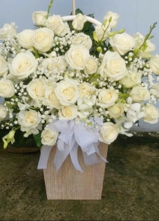 Giỏ hoa đi viếng