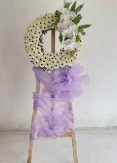 Kệ hoa chia buồn 30